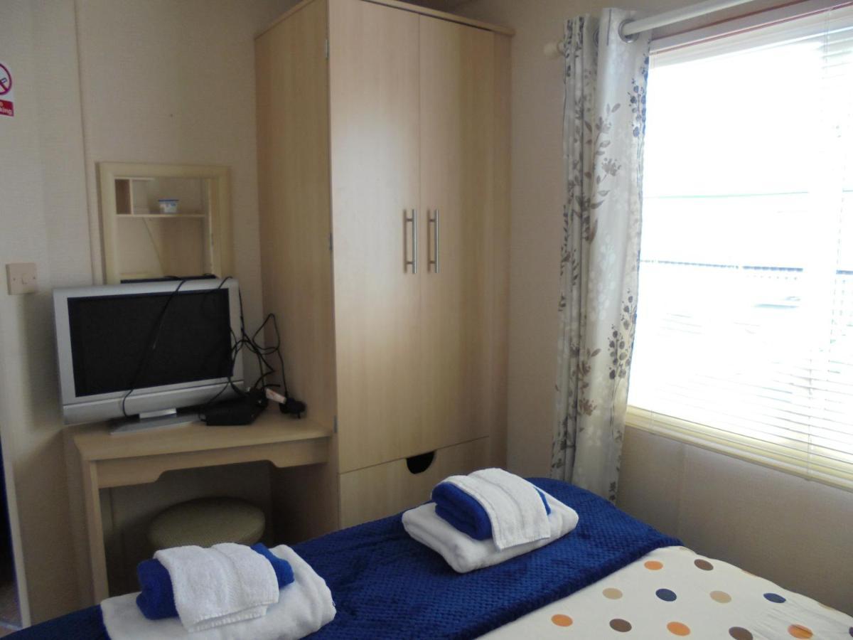 チャペル・セント・レオナルズ6 Berth On Golden Anchorアパートメント エクステリア 写真